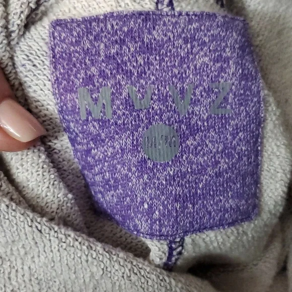 🎄5/$30🎄NWT Natalie Hoodie - Picture 5 of 7